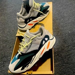 Yeezy wave runner original release